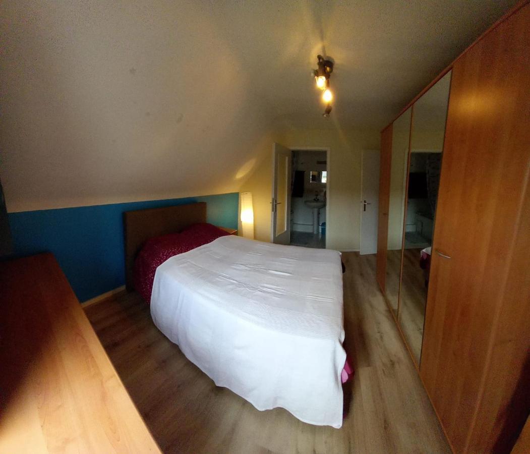 Les Prussiens Hotell Wavre Exteriör bild