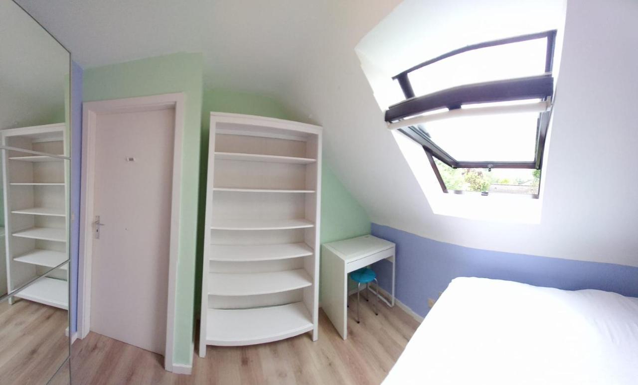 Les Prussiens Hotell Wavre Exteriör bild
