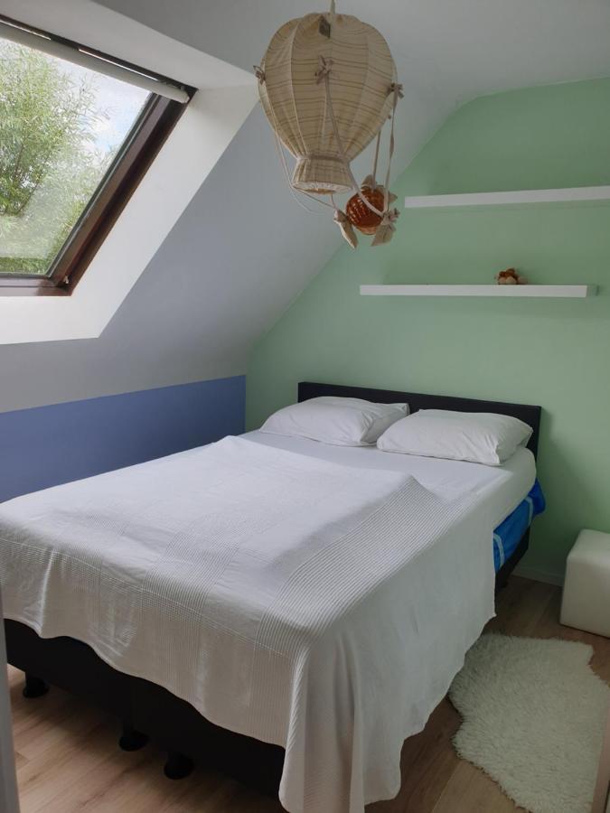 Les Prussiens Hotell Wavre Exteriör bild
